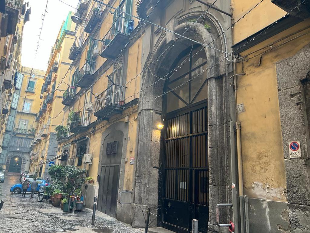 La Chicca Appartamento Intero Nei Quartieri Spagnoli Napoli Dış mekan fotoğraf