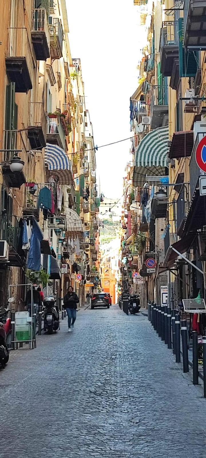 La Chicca Appartamento Intero Nei Quartieri Spagnoli Napoli Dış mekan fotoğraf